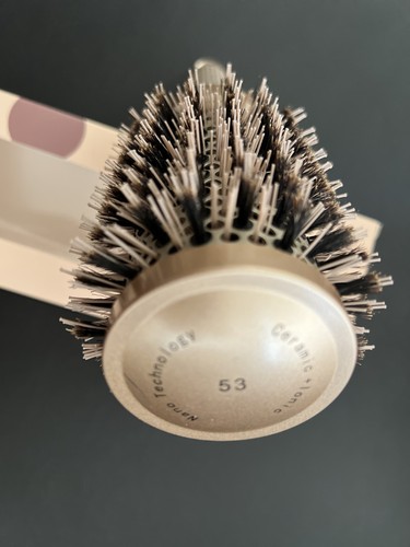 Round hair brush blow dry - h&s,