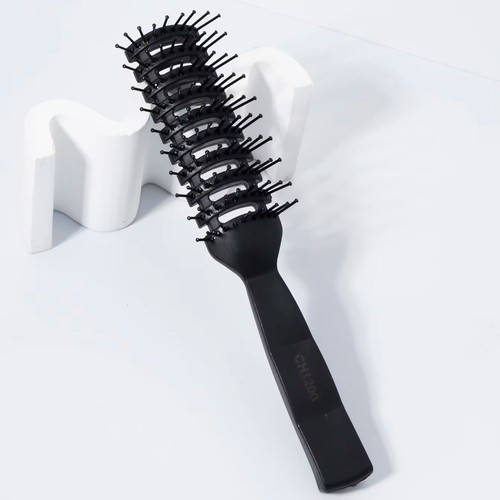 Black detangling vent brush - detangling,